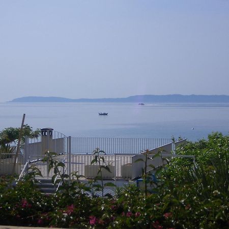 Hotel Beau Soleil 르 라방두 외부 사진