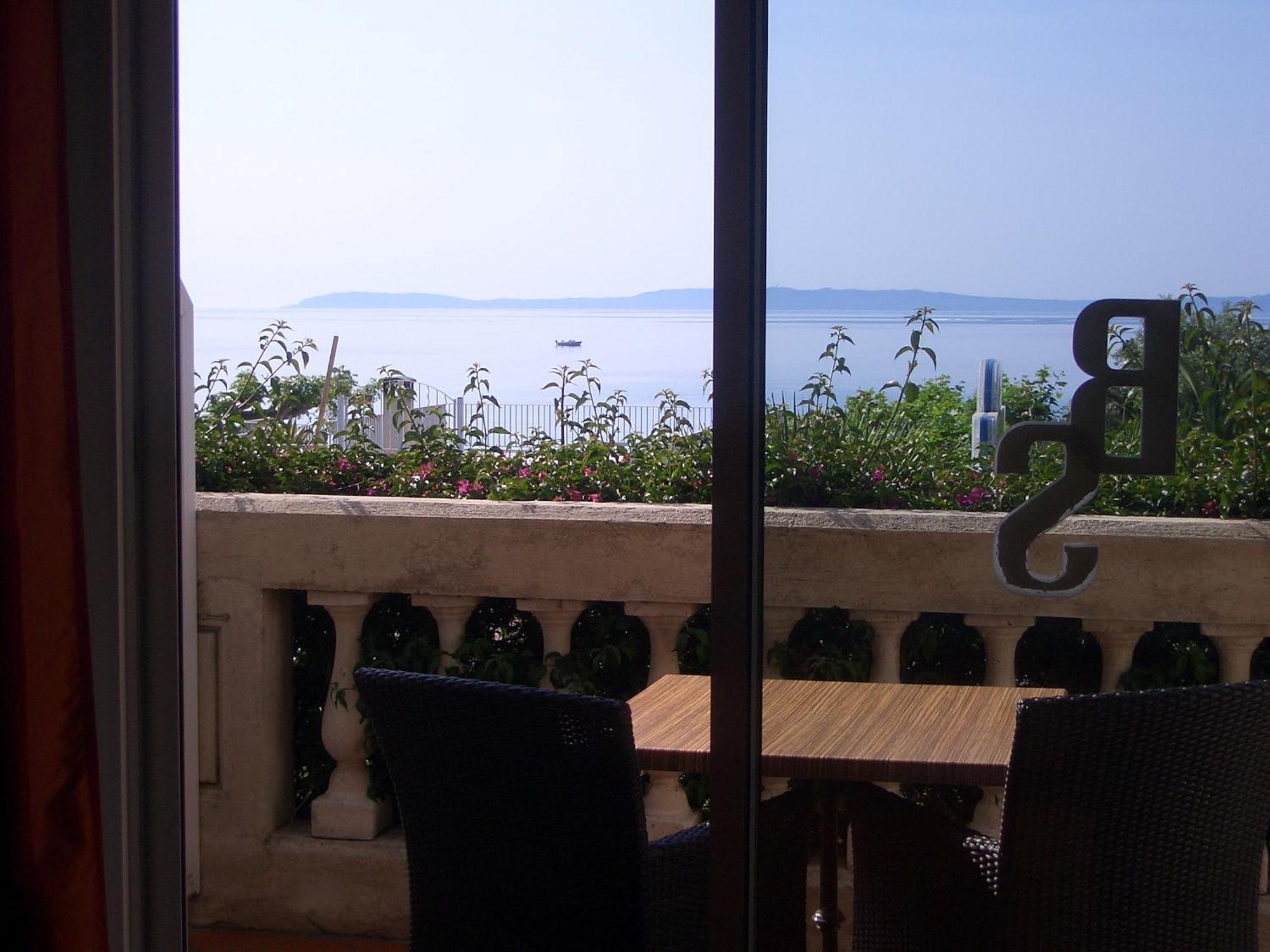 Hotel Beau Soleil 르 라방두 외부 사진